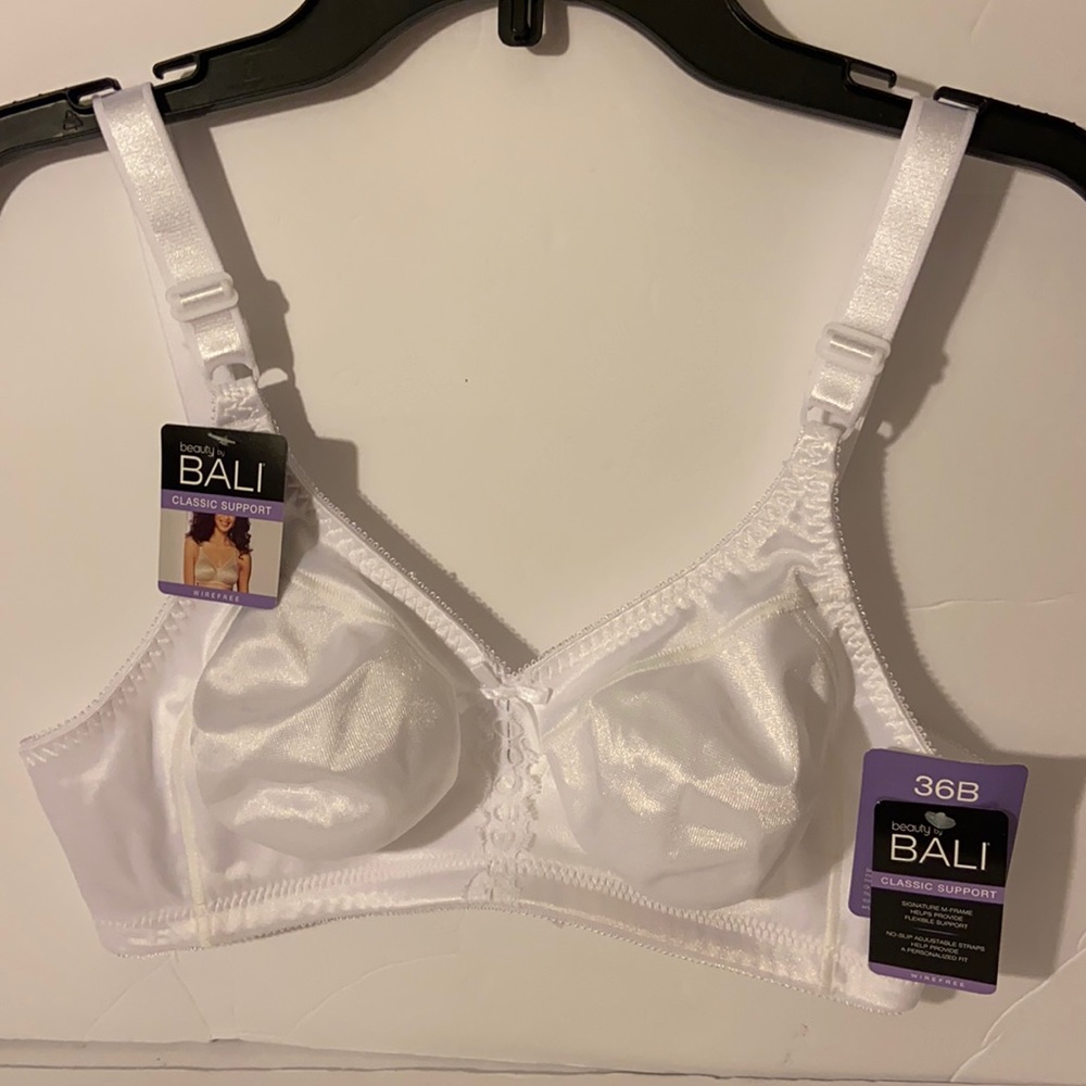 Bali White classic support wire free bra new with tags size 36B